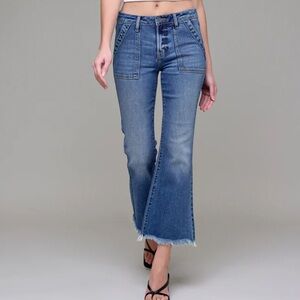 Hidden LA Womens HAPPI Medium Wash Frayed Hem Cargo Crop Flare Size 28